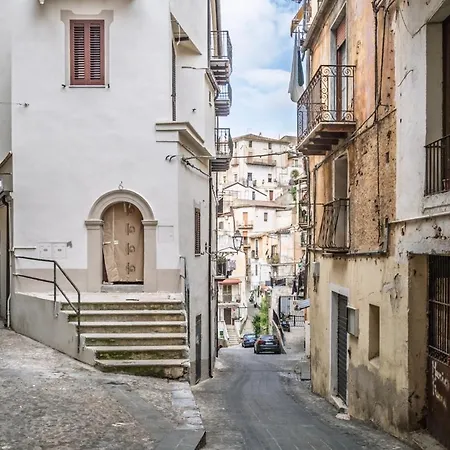 La Via Dei Mulini Bed and breakfast *